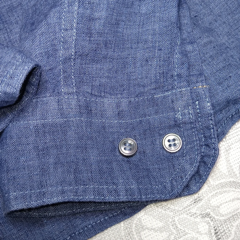 Banana Republic Indigo Casual Button Down Shirt